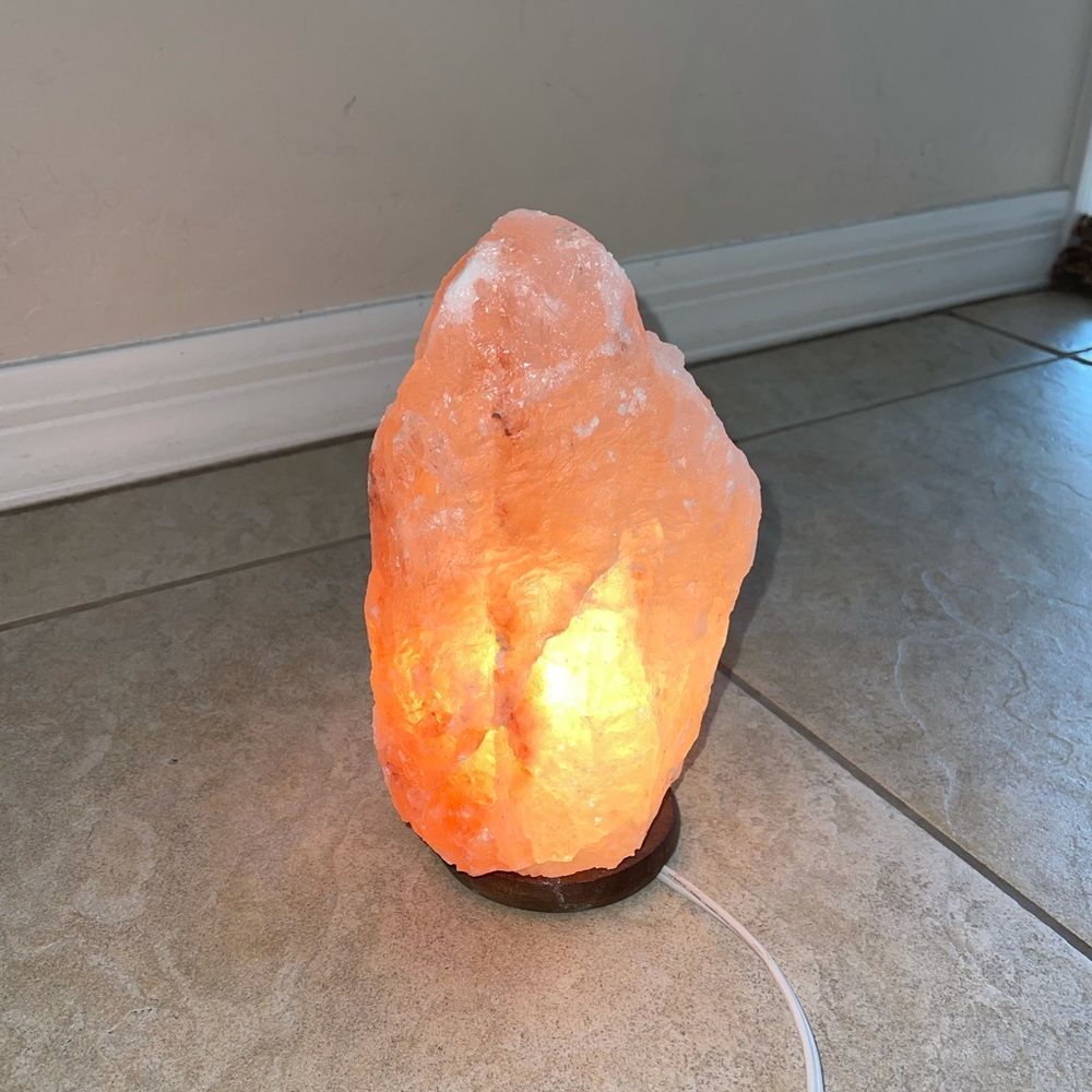 Himalayan Salt Lamp 9in tall